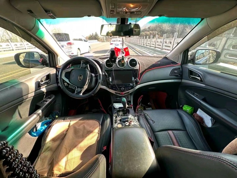 枣庄14年比亚迪S76