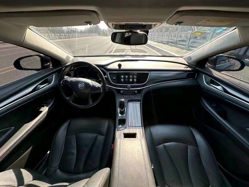 枣庄17年别克君越6