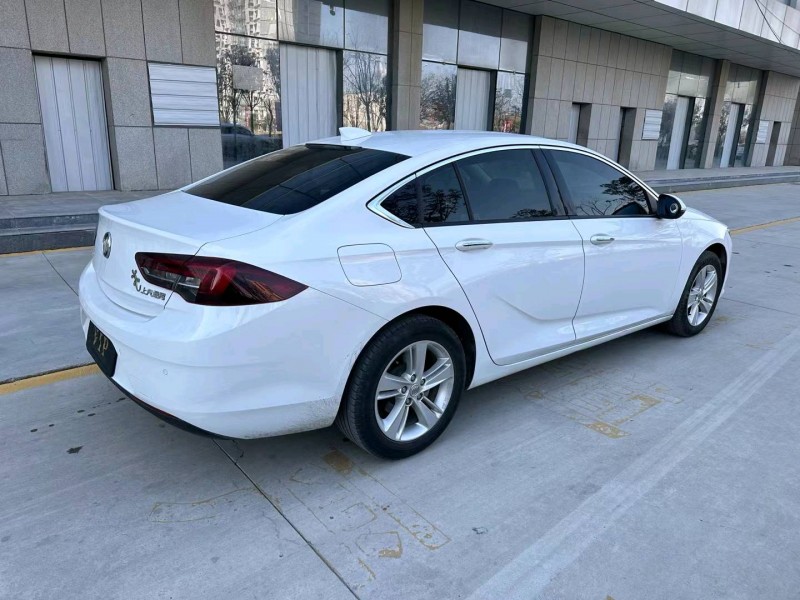 枣庄20年别克君威6