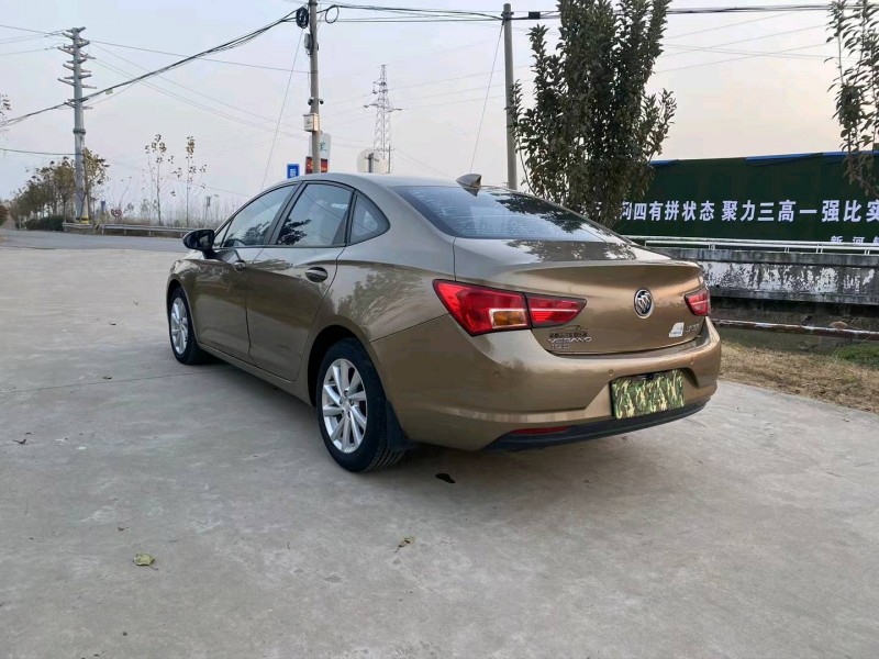 徐州17年别克威朗8