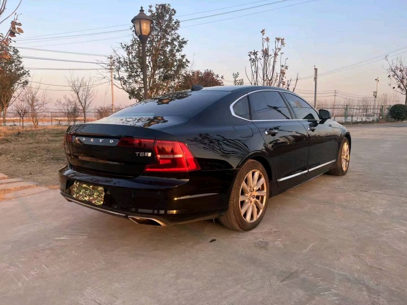 徐州20年沃尔沃S907