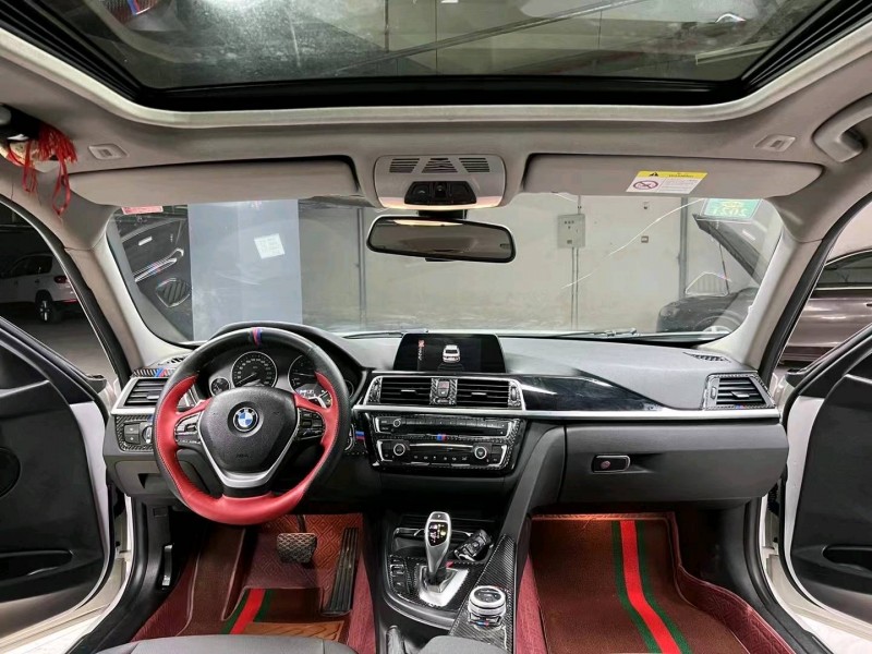 成都17年宝马3系5