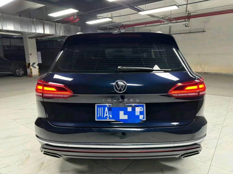 成都21年大众途锐6