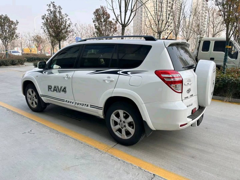 枣庄12年丰田RAV43