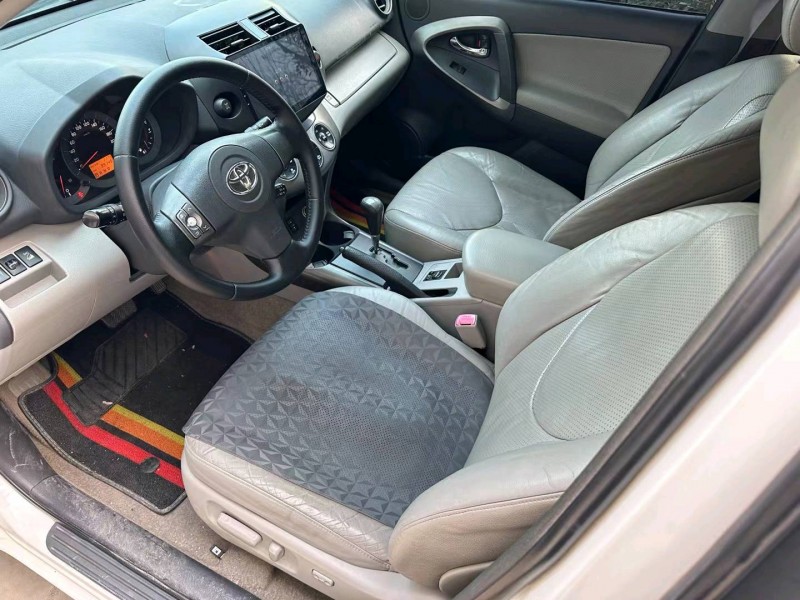 枣庄12年丰田RAV46