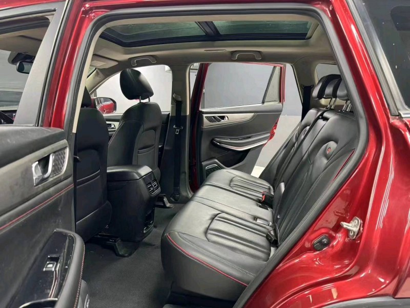 成都18年长安汽车CS757