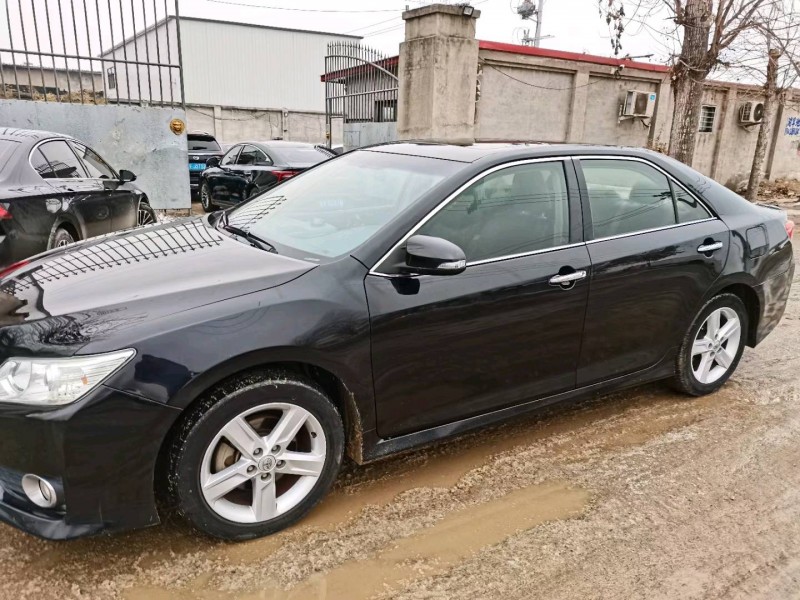 保定13年丰田凯美瑞3