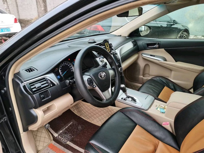 保定13年丰田凯美瑞4