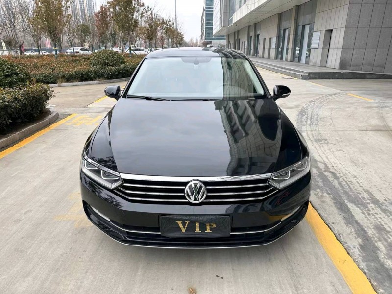 枣庄16年大众迈腾1