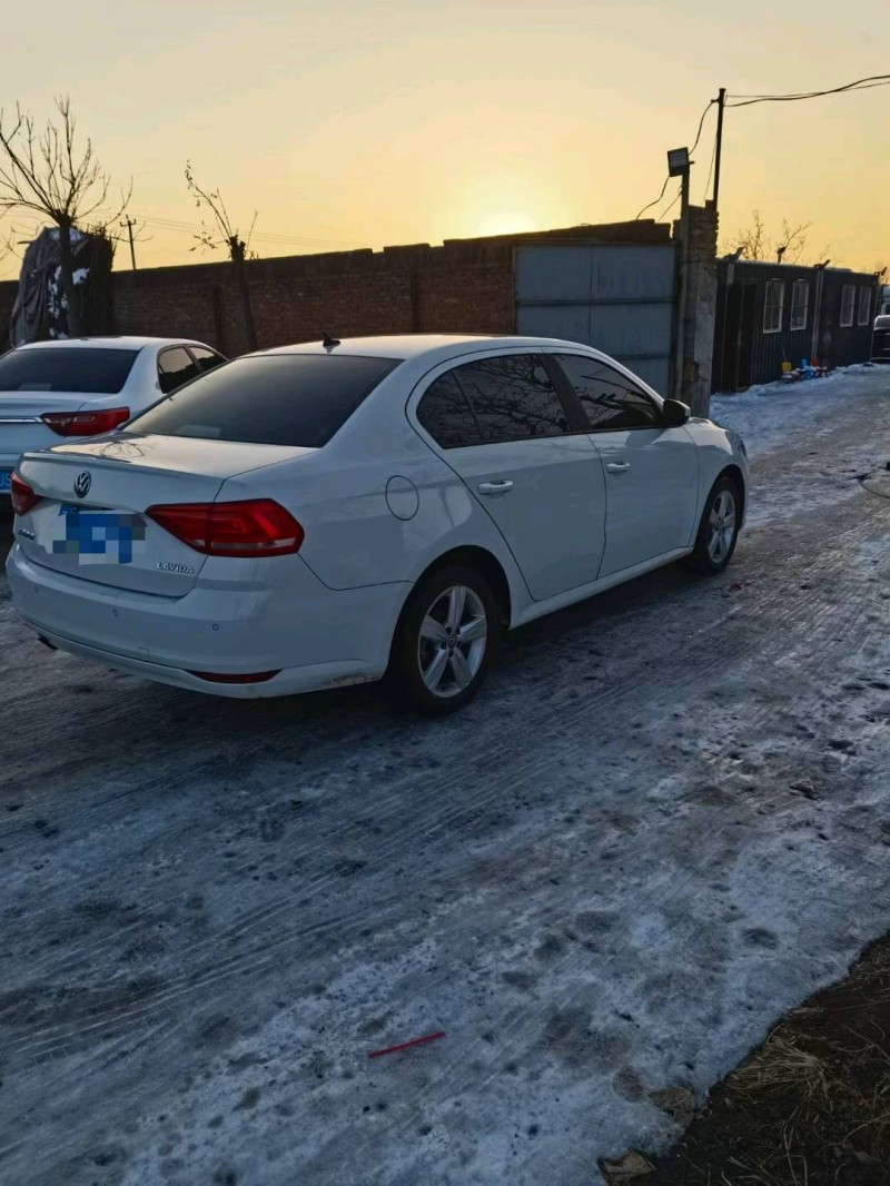 保定18年大众朗逸5