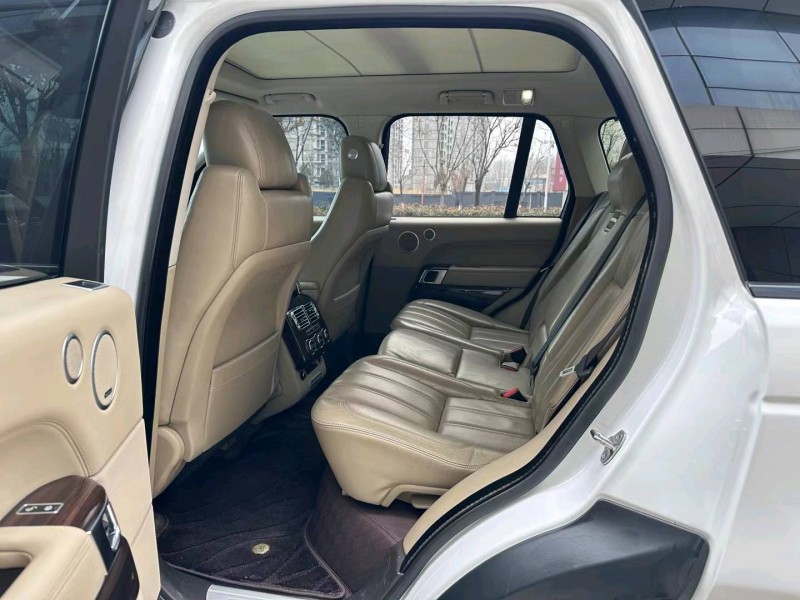 淄博13年路虎揽胜行政5