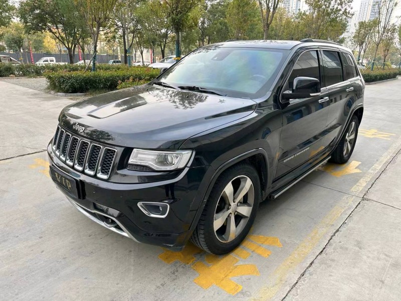 济宁16年Jeep大切诺基2