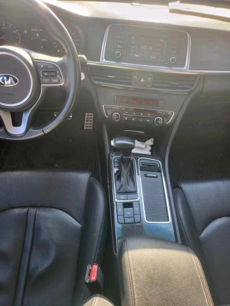 保定17年起亚K56