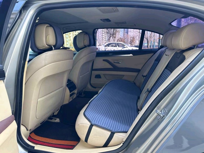 济南11年宝马5系6