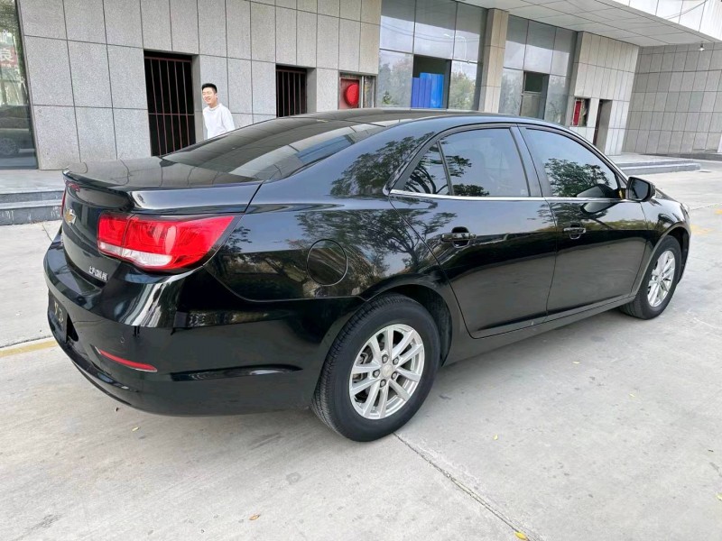 济宁17年雪佛兰迈锐宝8