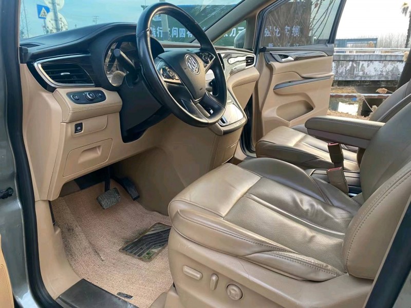 徐州18年别克GL83