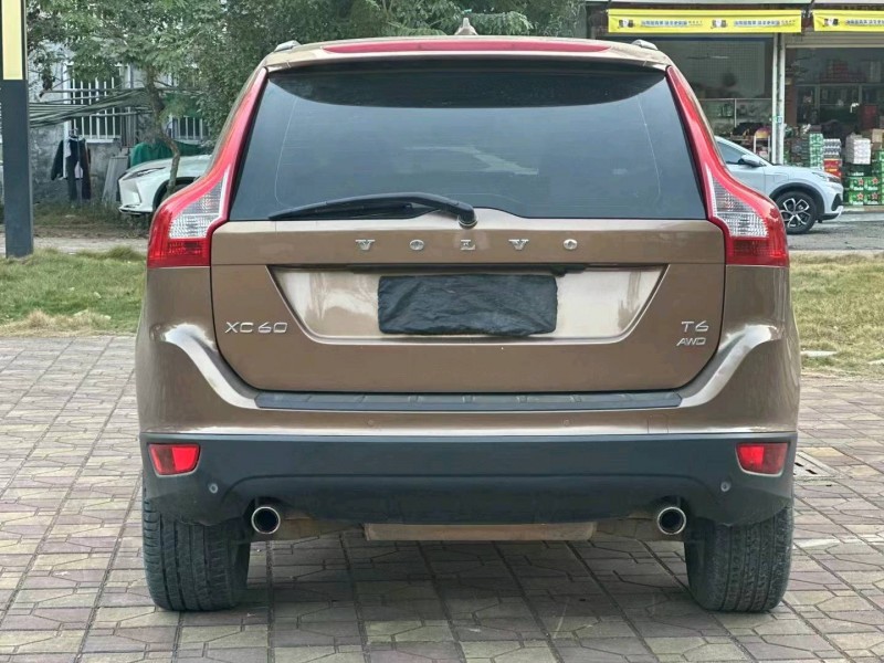 珠海13年沃尔沃XC606