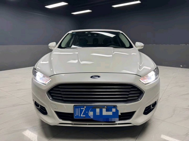 成都16年福特蒙迪欧1