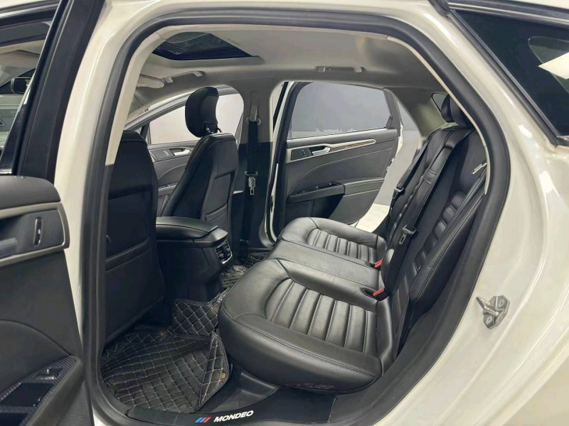 成都16年福特蒙迪欧6