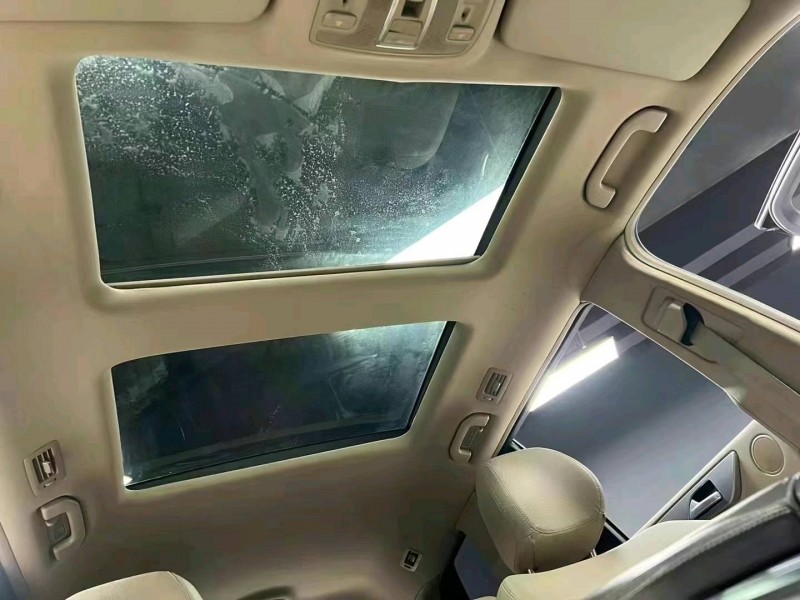 成都14年奔驰GL9