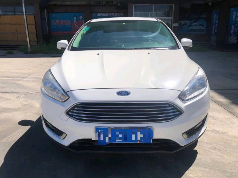 保定17年福特福克斯1