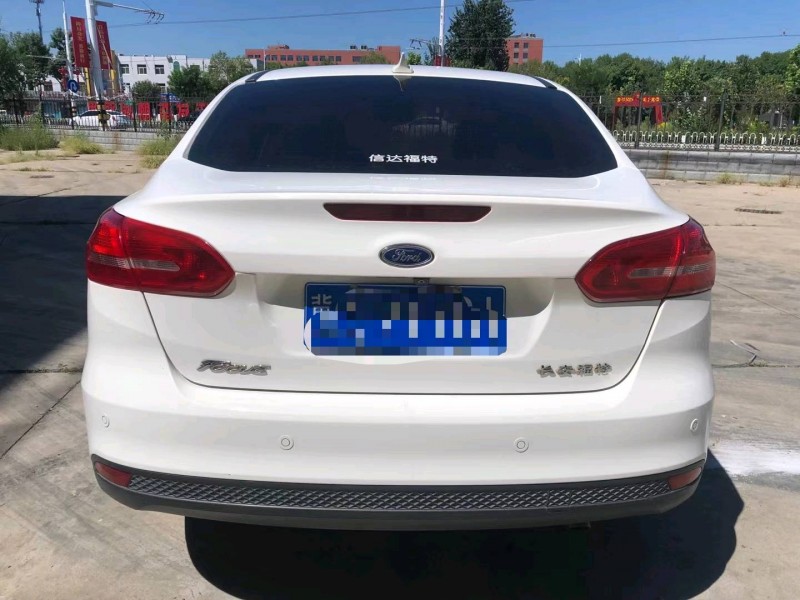 保定17年福特福克斯9