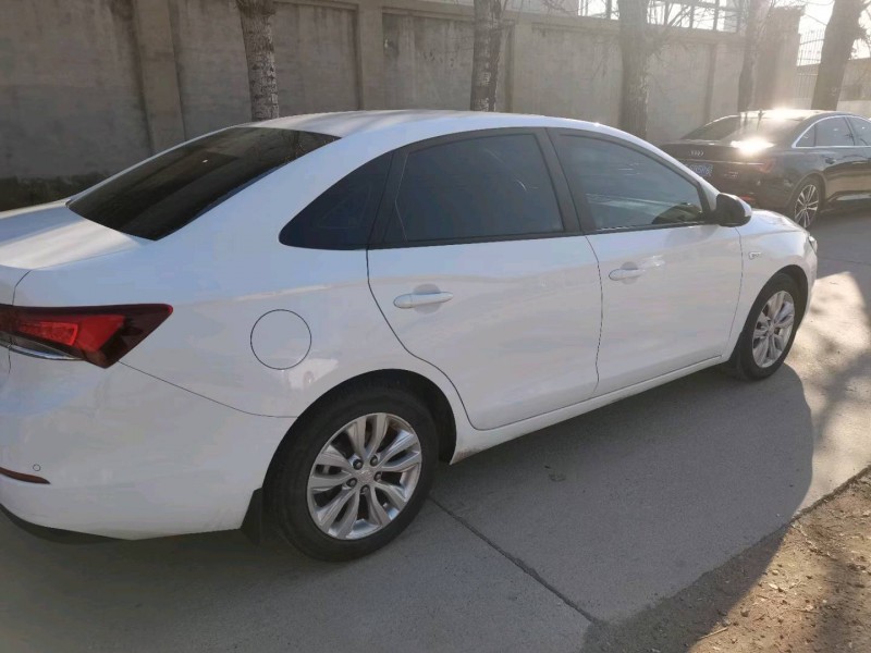 保定21年别克英朗7