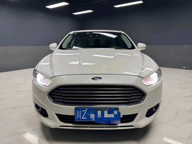 成都16年福特蒙迪欧1