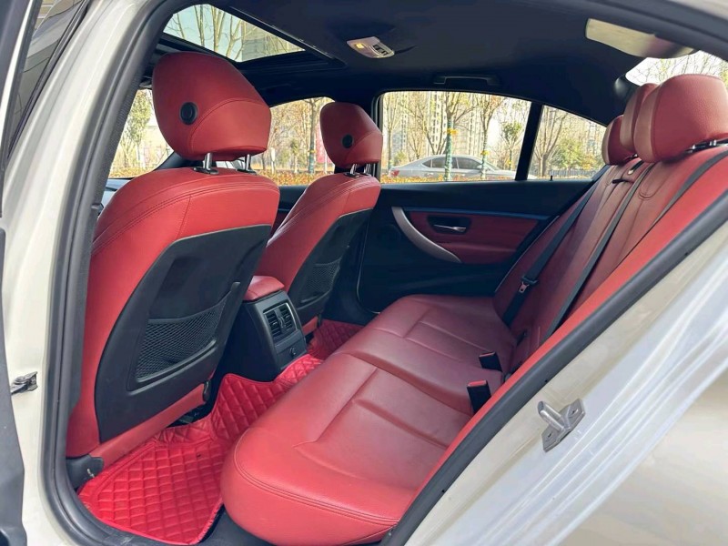 济宁19年宝马3系5