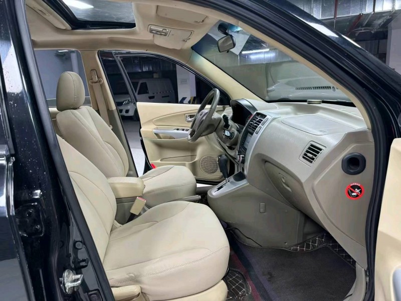 成都12年现代途胜4