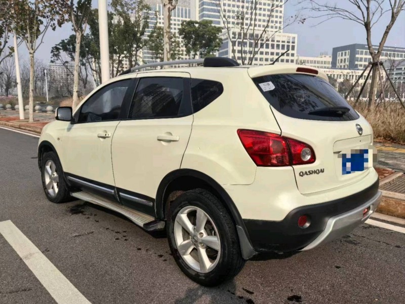 宜昌14年日產逍客6