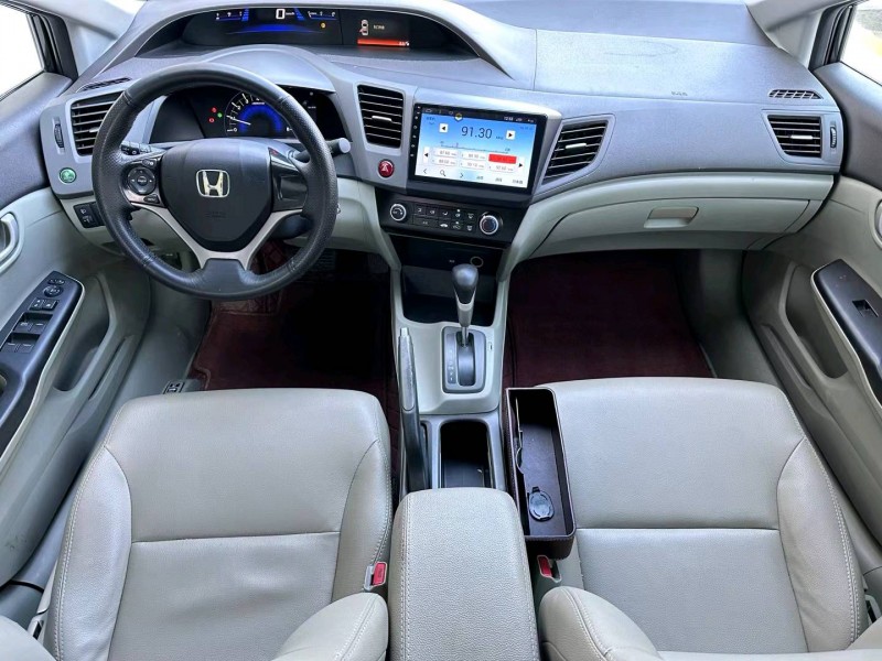 济宁11年本田思域4