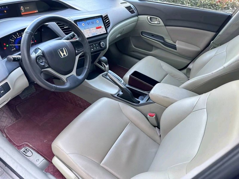 济宁11年本田思域5