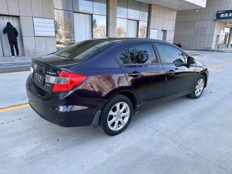 济宁11年本田思域8