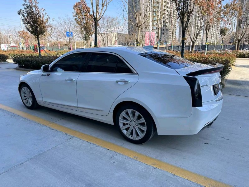 济宁19年凯迪拉克ATS-L8
