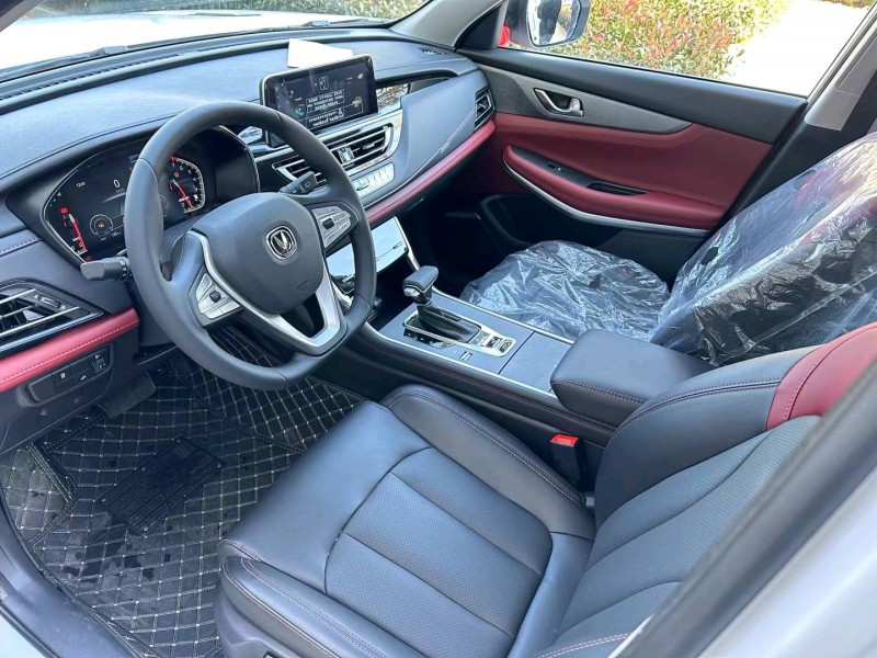 济宁23年长安汽车CS755