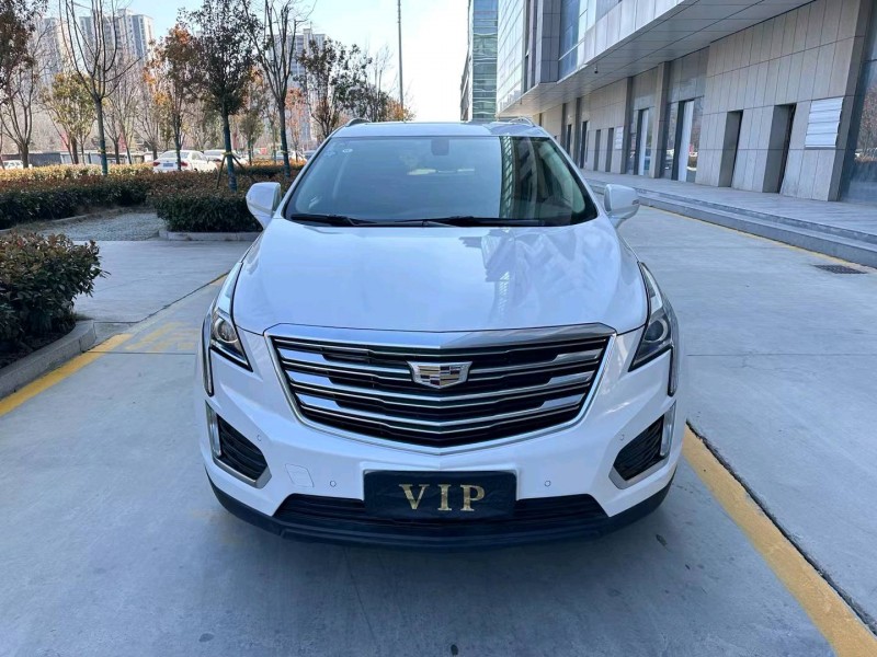 济宁17年凯迪拉克XT51