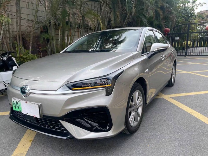 佛山22年传祺埃安S2