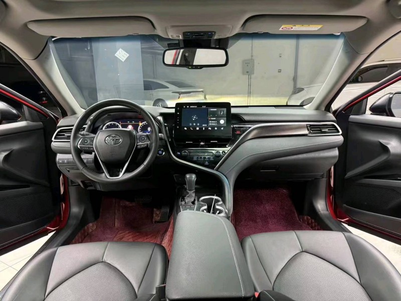 成都22年丰田凯美瑞9