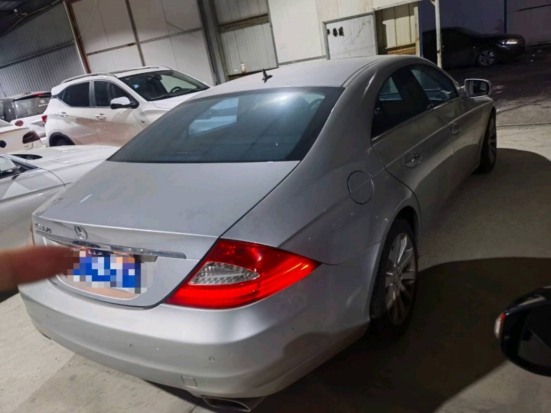 潍坊11年奔驰CLS5