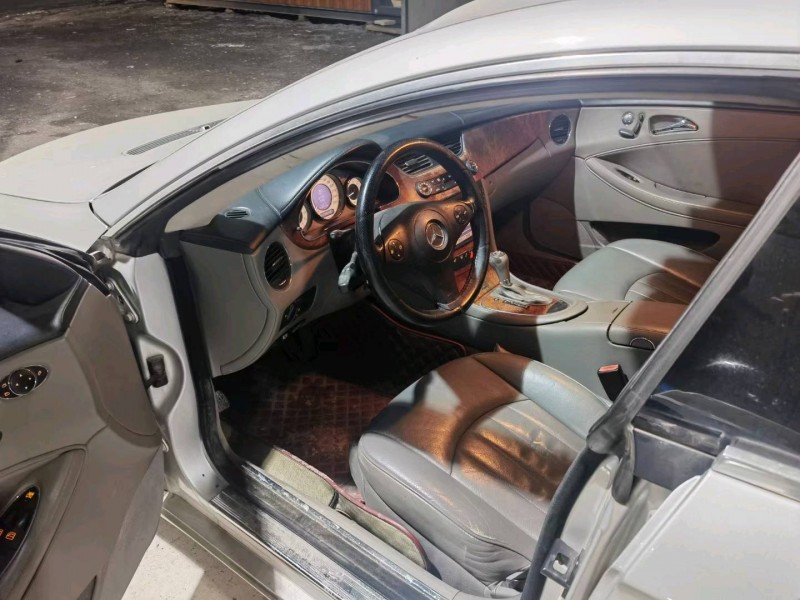 潍坊11年奔驰CLS7