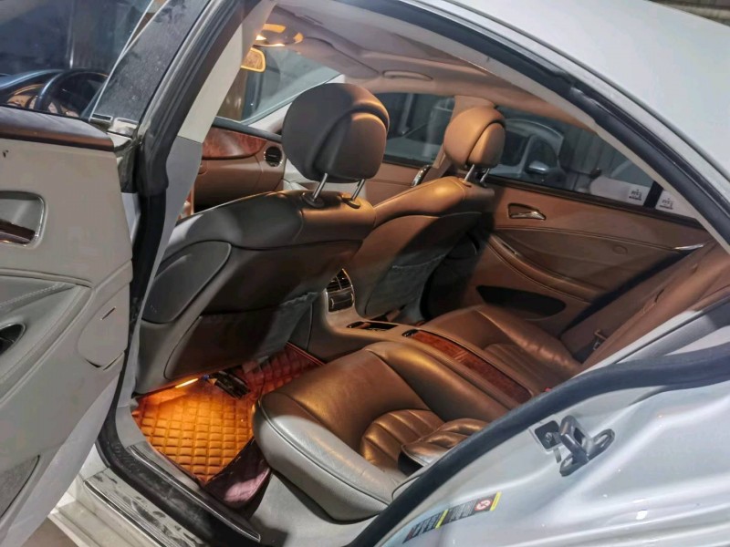 潍坊11年奔驰CLS9