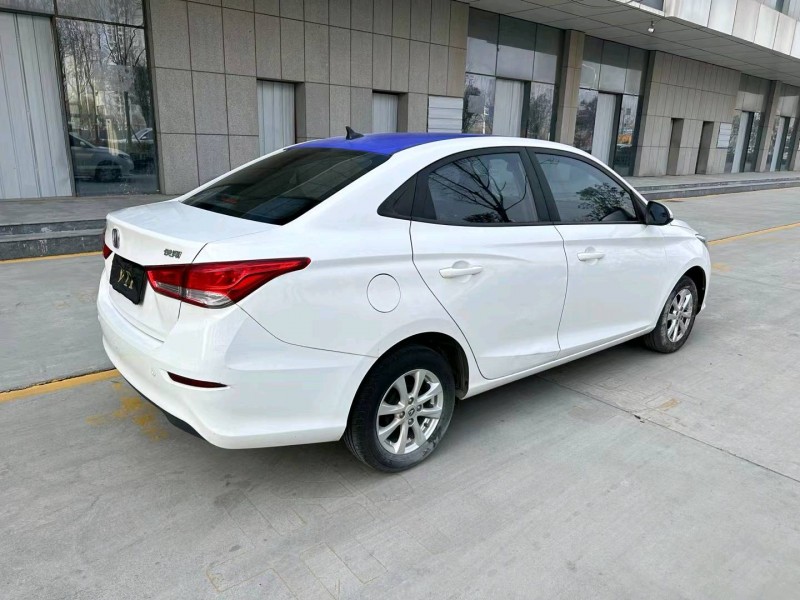 济宁20年长安汽车悦翔8