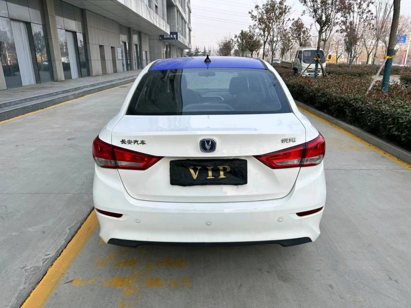 济宁20年长安汽车悦翔9