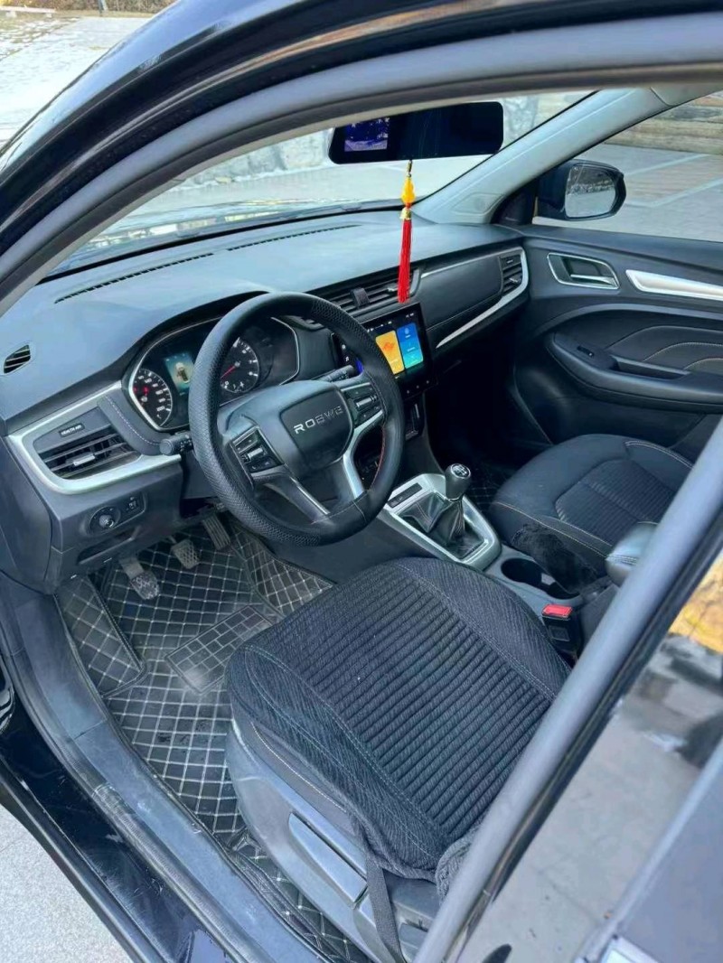 邯郸21年荣威RX34