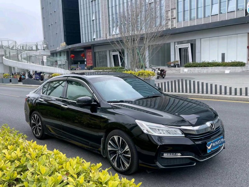 深圳17年本田雅阁2