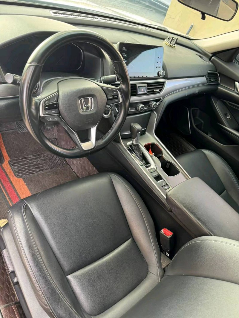 徐州21年本田雅阁5