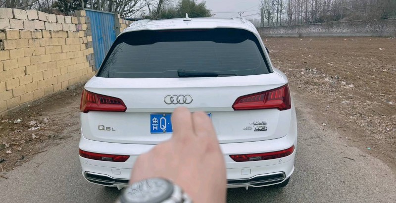 东营19年奥迪Q52