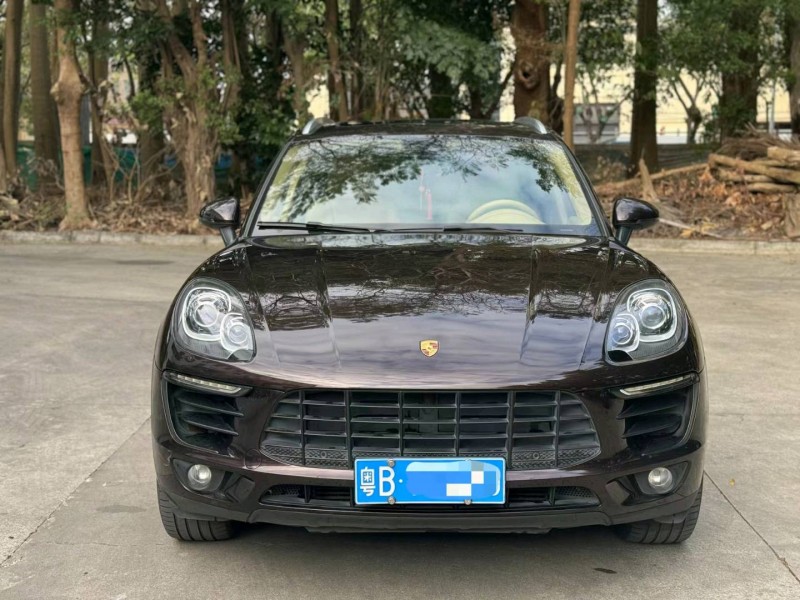 广州16年保时捷Macan1