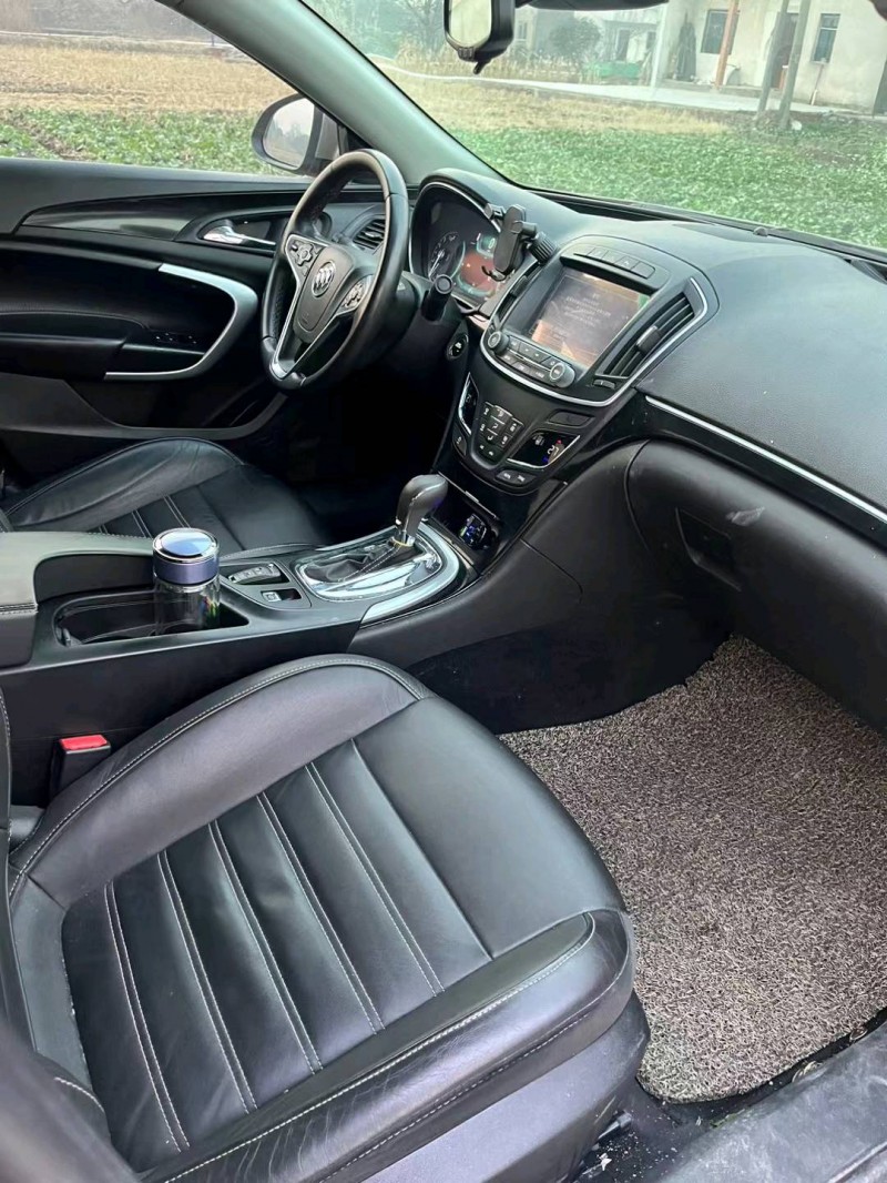 常州15年别克君威8